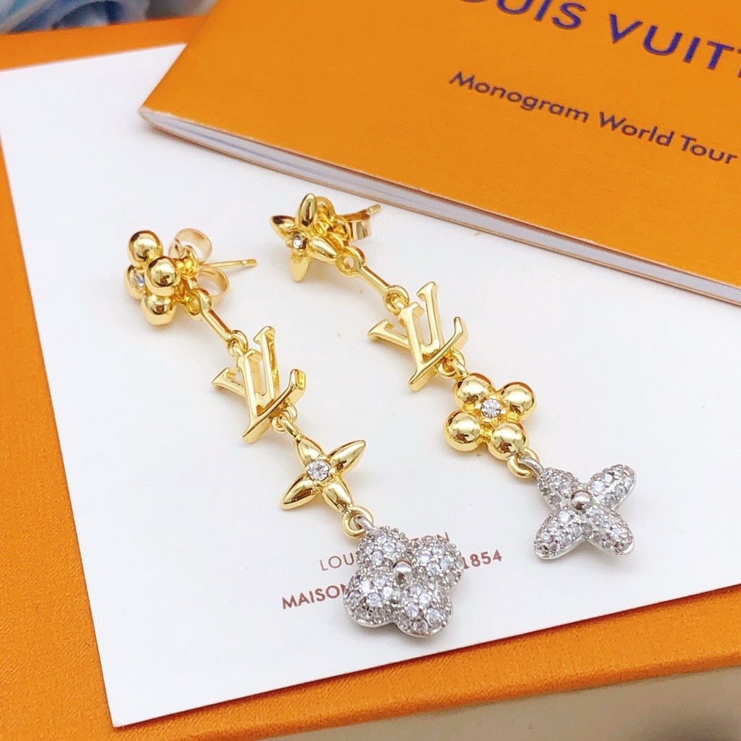 Geometric Emblem Stud Earrings in Gold-Tone – Design 040 main product view