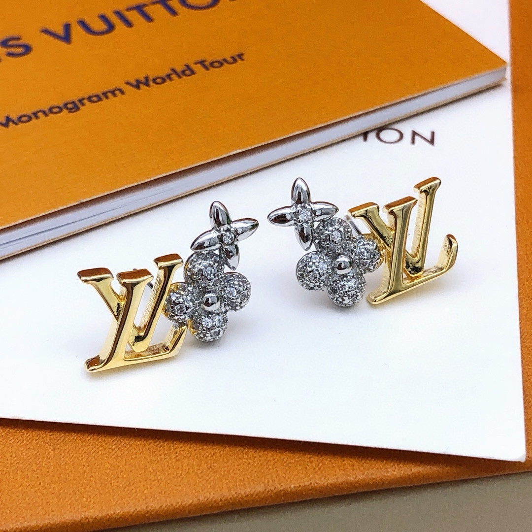 Geometric Emblem Stud Earrings in Silver-Tone – Silver Detail – Design 005 side detail
