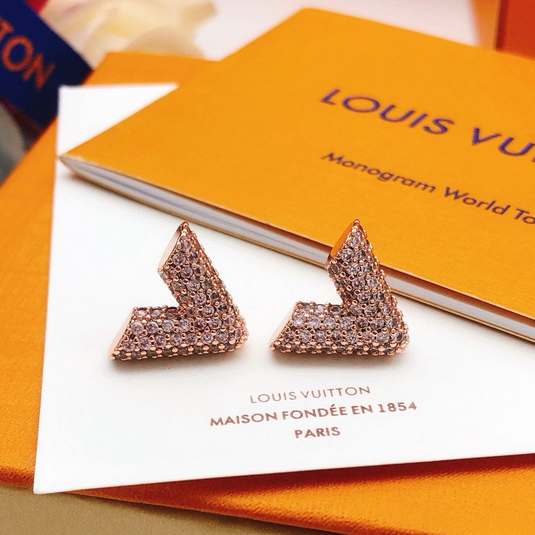 Geometric Emblem Fashion Accessory – Rose Gold Detail main product view