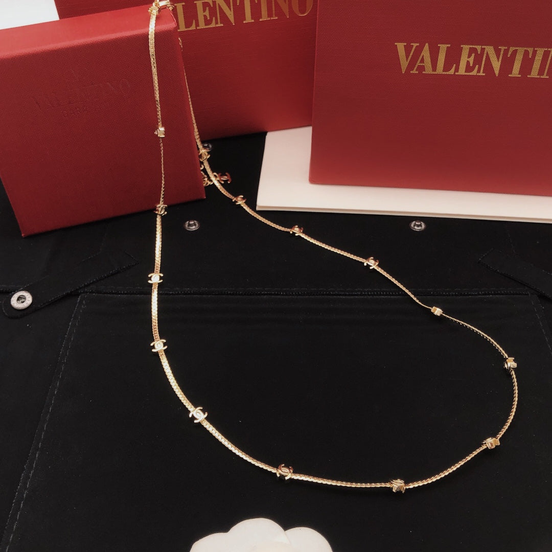 Signature Emblem Pendant Necklace in Gold-Tone – Design 039 close-up detail