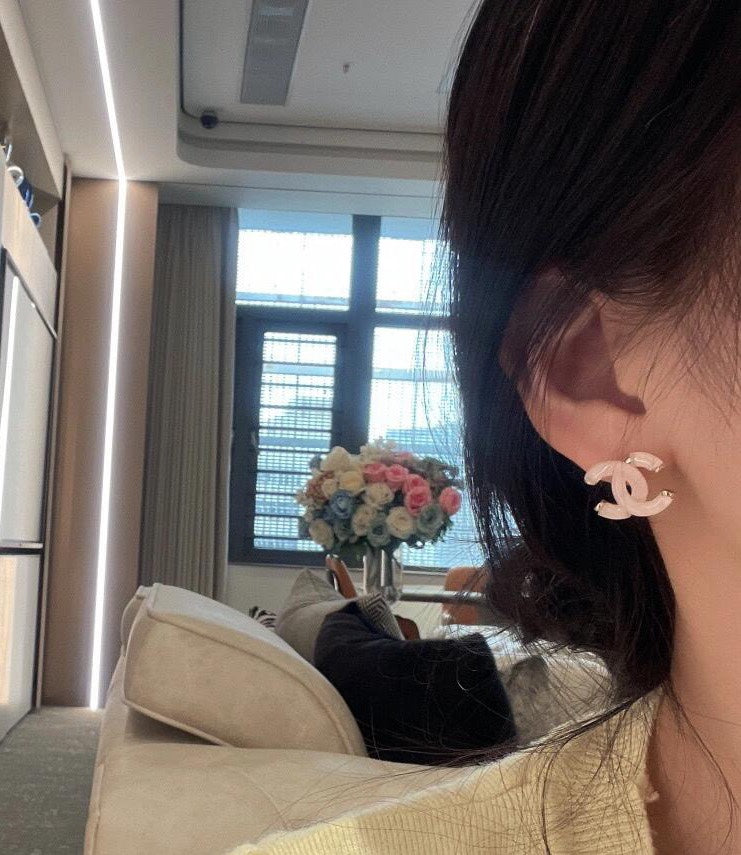 Double-C Emblem Stud Earrings in Gold-Tone – Design 031 main product view