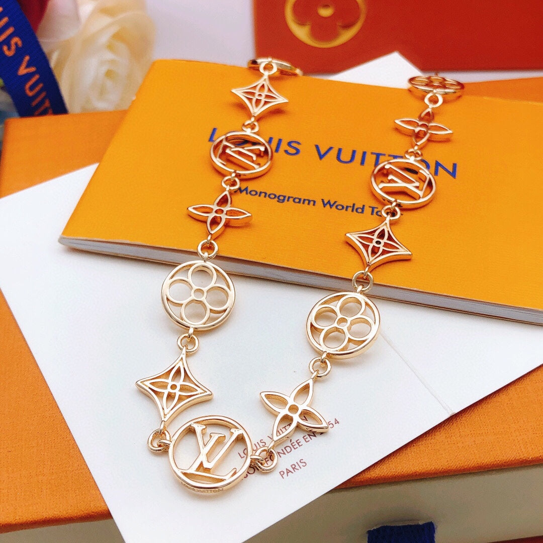 Geometric Emblem Pendant Necklace in Rose-Gold-Tone – Rose Gold Detail – Design 014 main product view