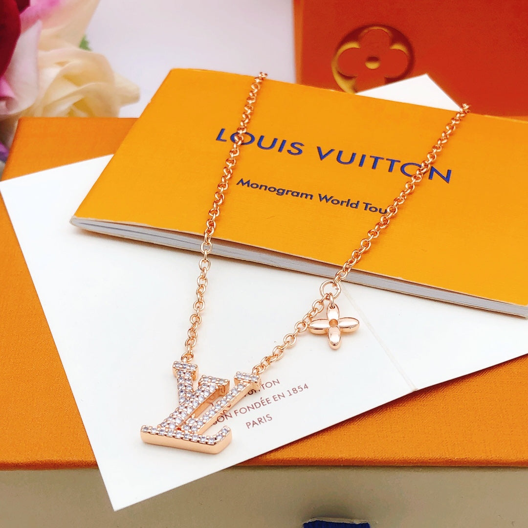 Geometric Emblem Pendant Necklace in Rose-Gold-Tone – Rose Gold Detail – Design 013 side detail