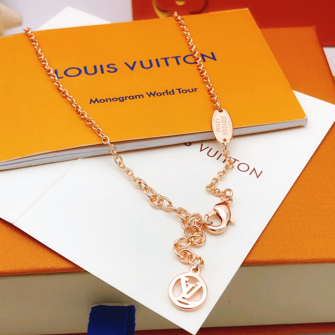 Geometric Emblem Pendant Necklace in Rose-Gold-Tone – Rose Gold Detail – Design 013 detail view