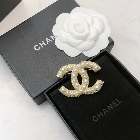 Signature Emblem Brooch in Polished Metal-Tone – Design 038 main product view