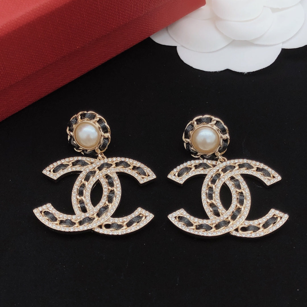 Signature Emblem Statement Earrings in Gold-Tone – Design 031 side detail