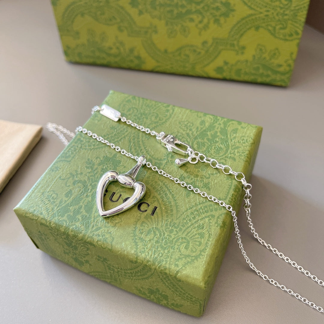 Heart Pendant Necklace in Polished Metal-Tone – Design 001 side detail