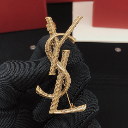 Snake-Scale Brooch in Gold-Tone main product view