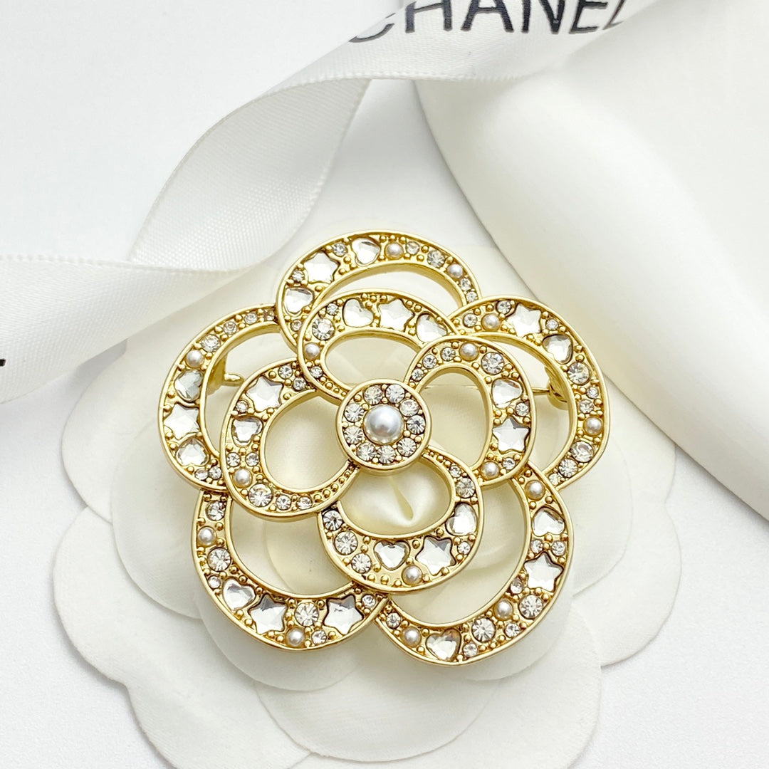 Camellia Brooch in Polished Metal-Tone – Pearl Detail styled product view