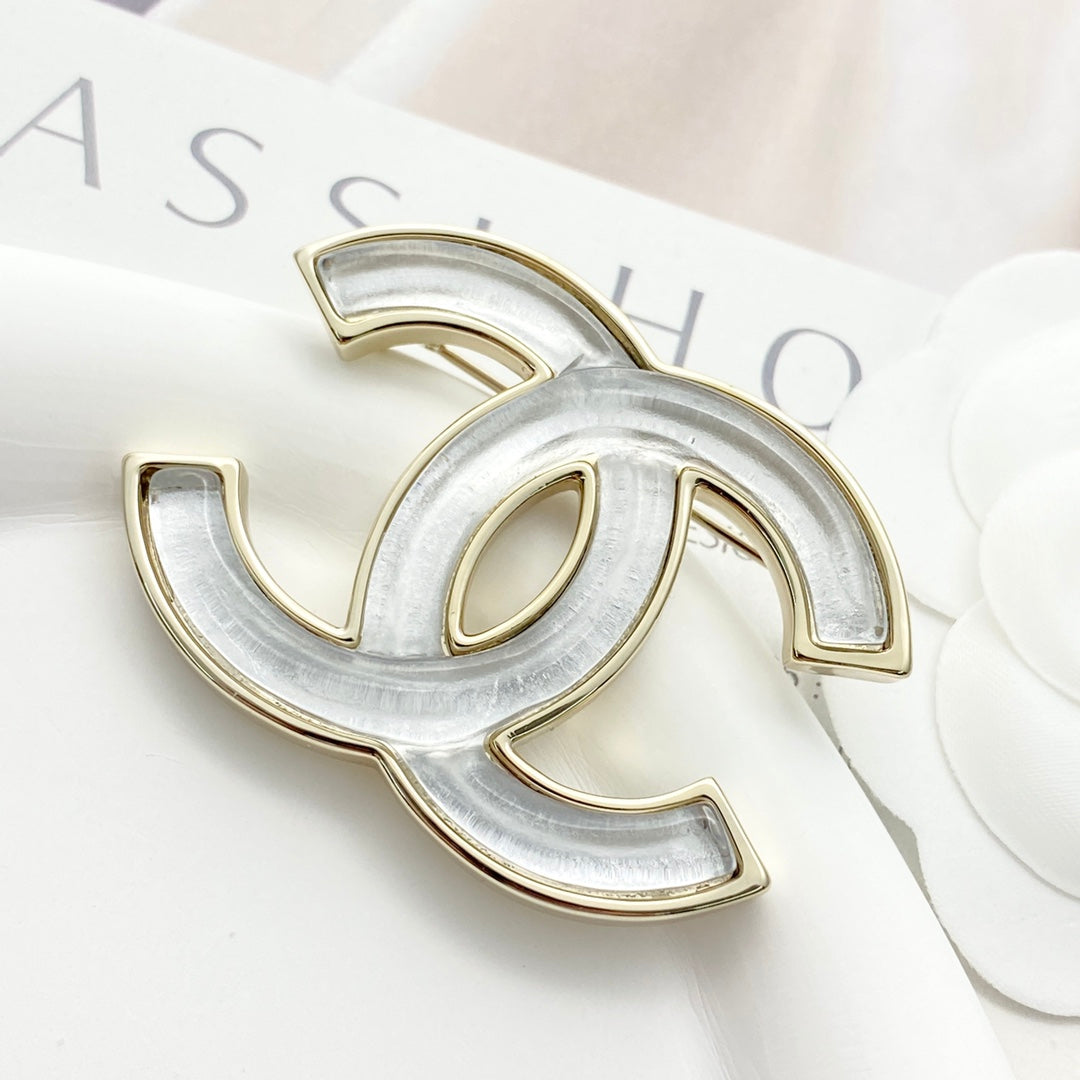 Double-C Emblem Brooch in Gold-Tone – Design 020 main product view