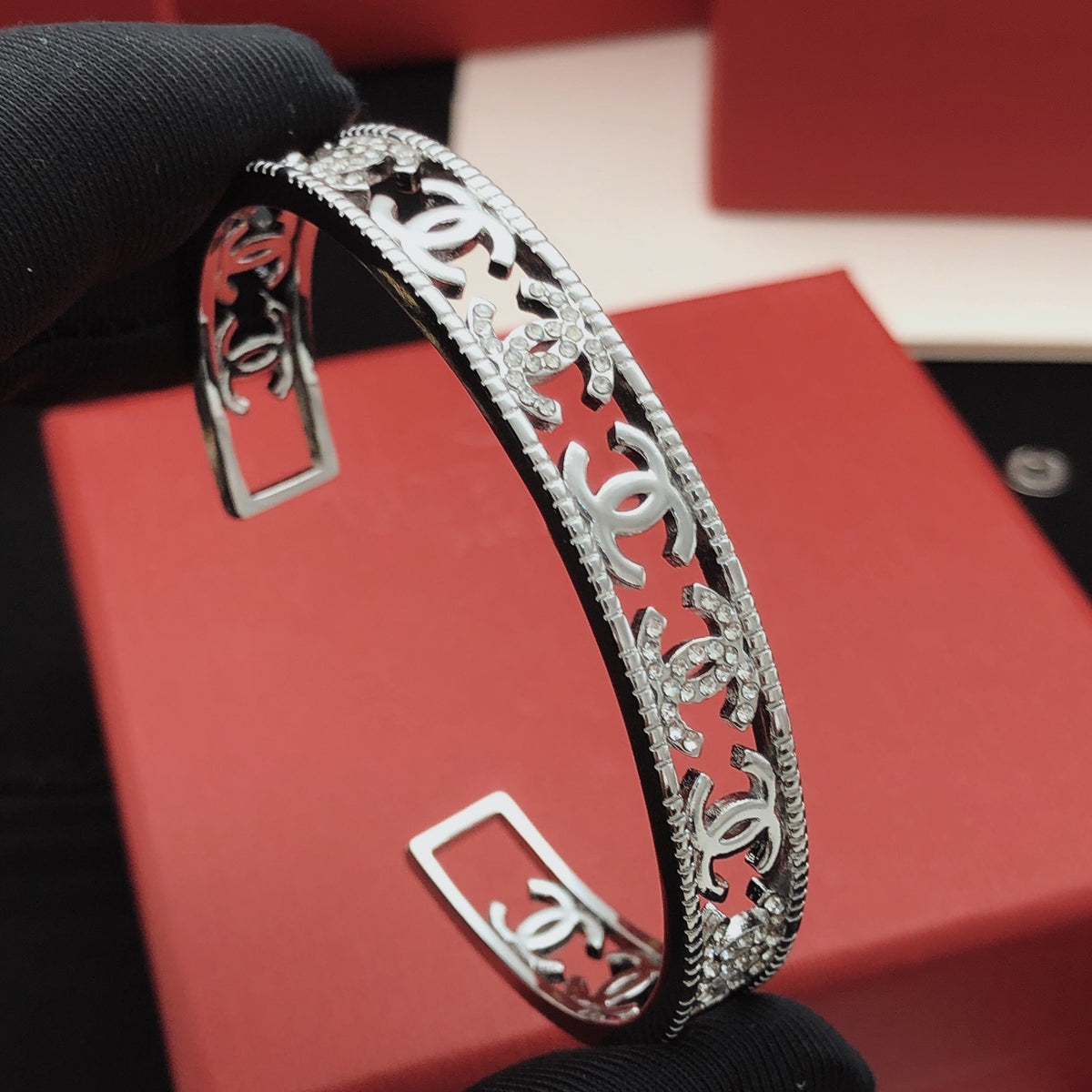 Signature Emblem Bangle in Gold-Tone – Design 003 detail view