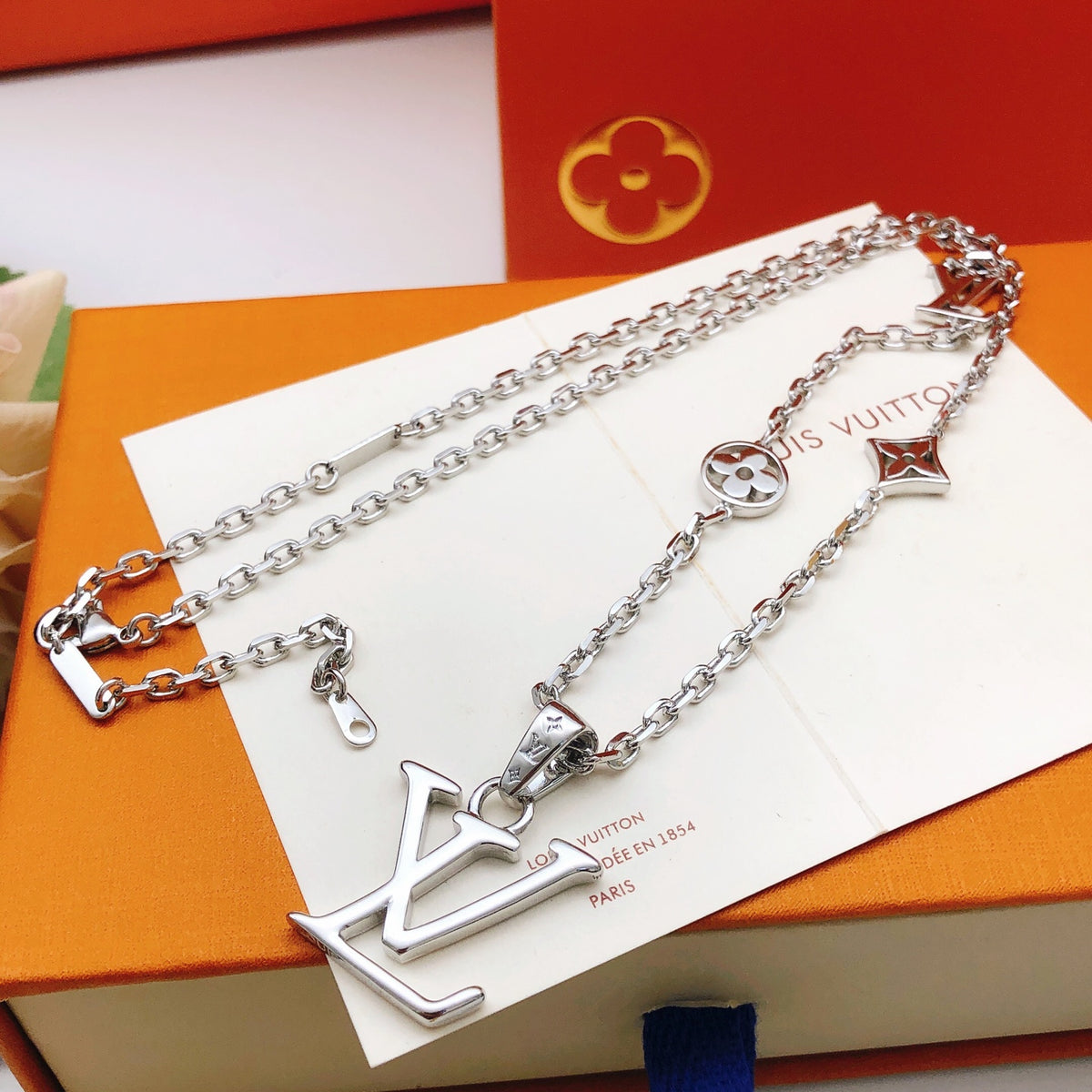 Geometric Emblem Pendant Necklace in Silver-Tone – Silver Detail – Design 005 side detail