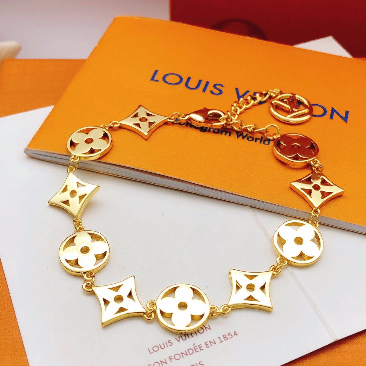 Geometric Emblem Bracelet in Gold-Tone – Design 027 detail view