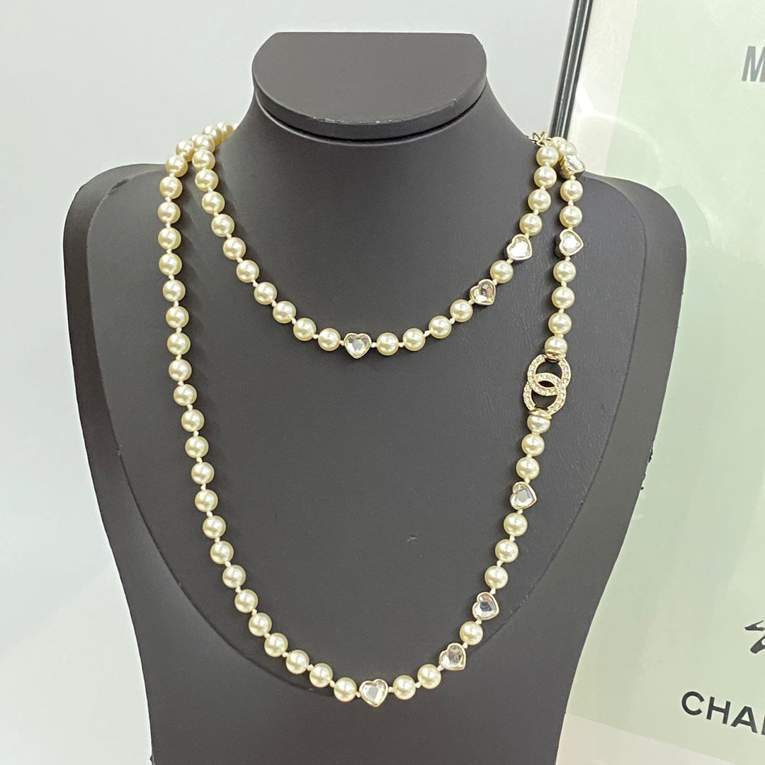 Heart Pearl-Detail Pendant Necklace – Pearl Detail – Design 007 main product view
