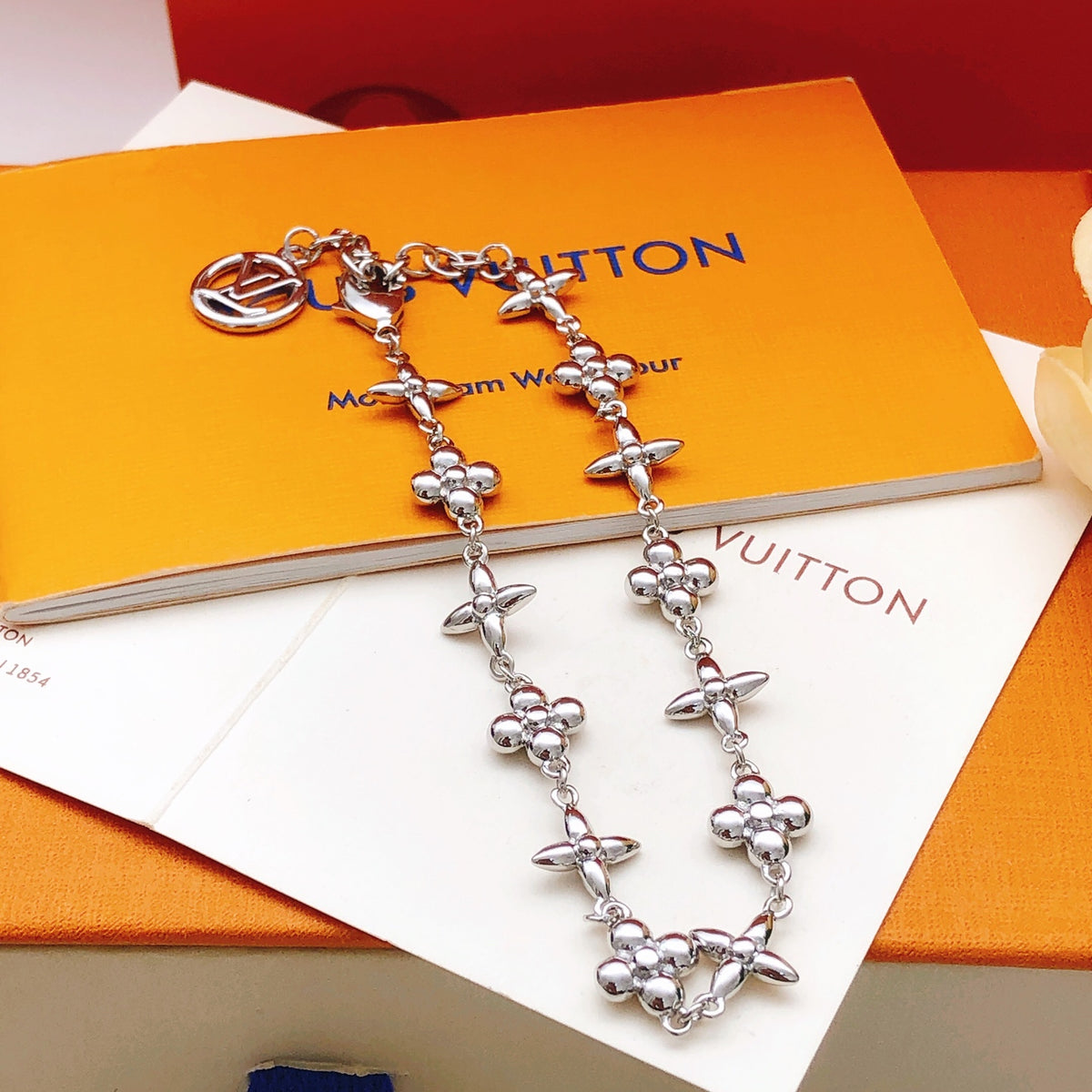 Geometric Emblem Bracelet in Silver-Tone – Silver Detail – Design 020 front product view