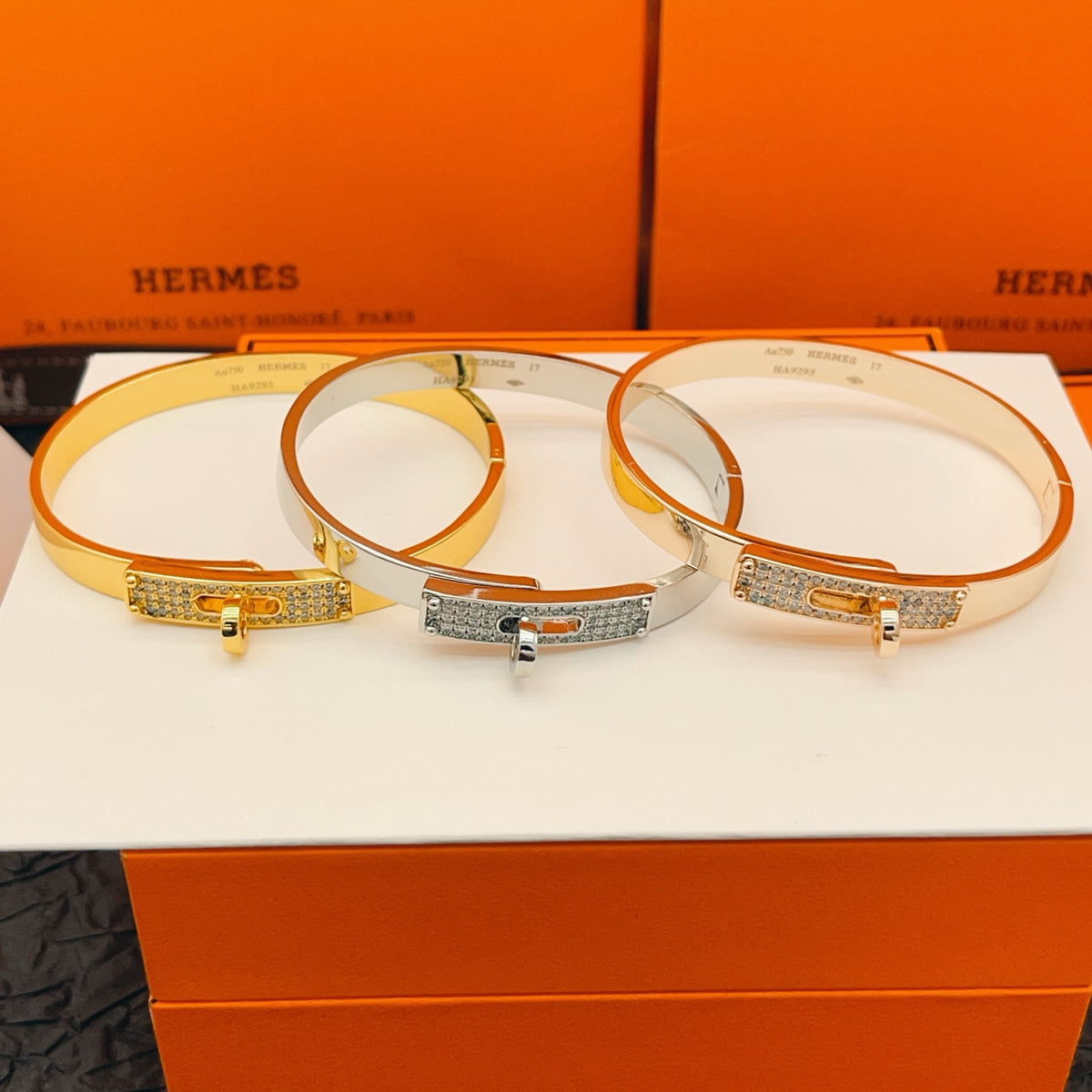Geometric Emblem Bangle in Rose-Gold-Tone – Rose Gold Detail styled product view