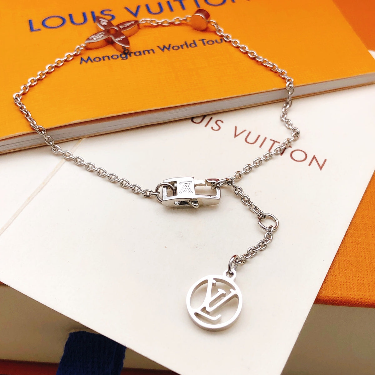 Geometric Emblem Bracelet in Silver-Tone – Silver Detail – Design 021 close-up detail