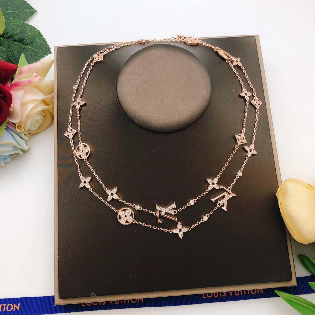 Geometric Emblem Pendant Necklace in Rose-Gold-Tone – Rose Gold Detail – Design 006 main product view