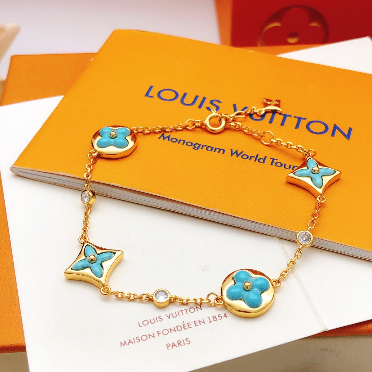 Geometric Emblem Bracelet in Gold-Tone – Blue Detail – Design 013 side detail
