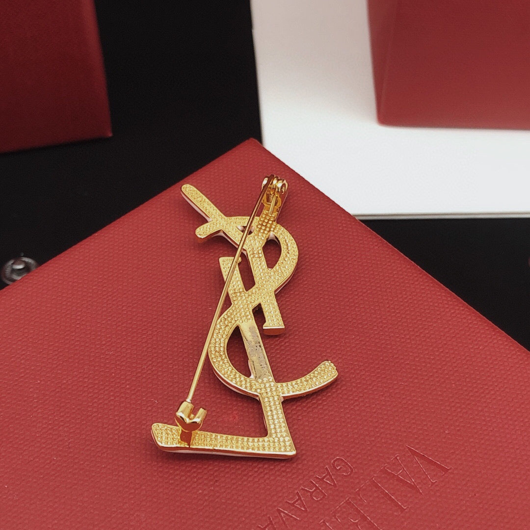 Geometric Emblem Brooch in Gold-Tone – White Detail side detail