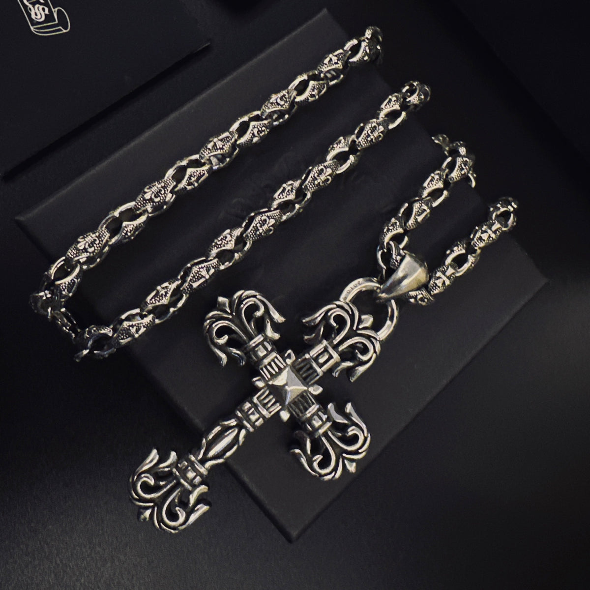 Cross Pendant Necklace in Antique Silver-Tone – Design 12 detail view