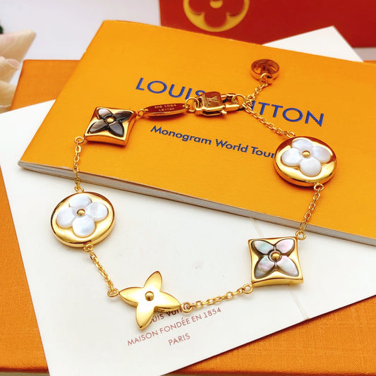 Geometric Emblem Bracelet in Gold-Tone – Design 066 main product view