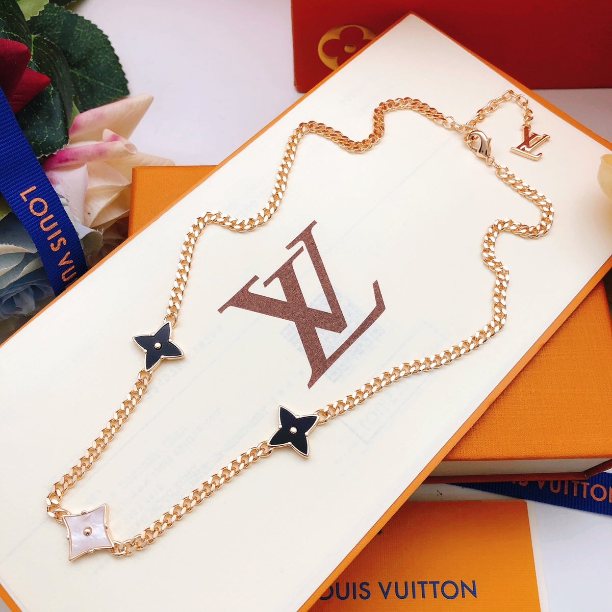 Geometric Emblem Pendant Necklace in Rose-Gold-Tone – Rose Gold Detail – Design 016 close-up detail