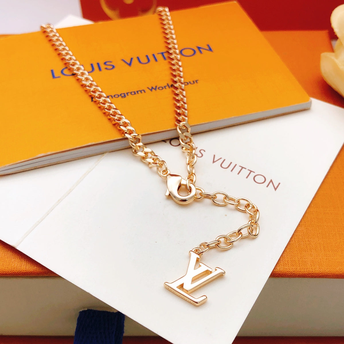 Geometric Emblem Pendant Necklace in Rose-Gold-Tone – Rose Gold Detail – Design 016 detail view