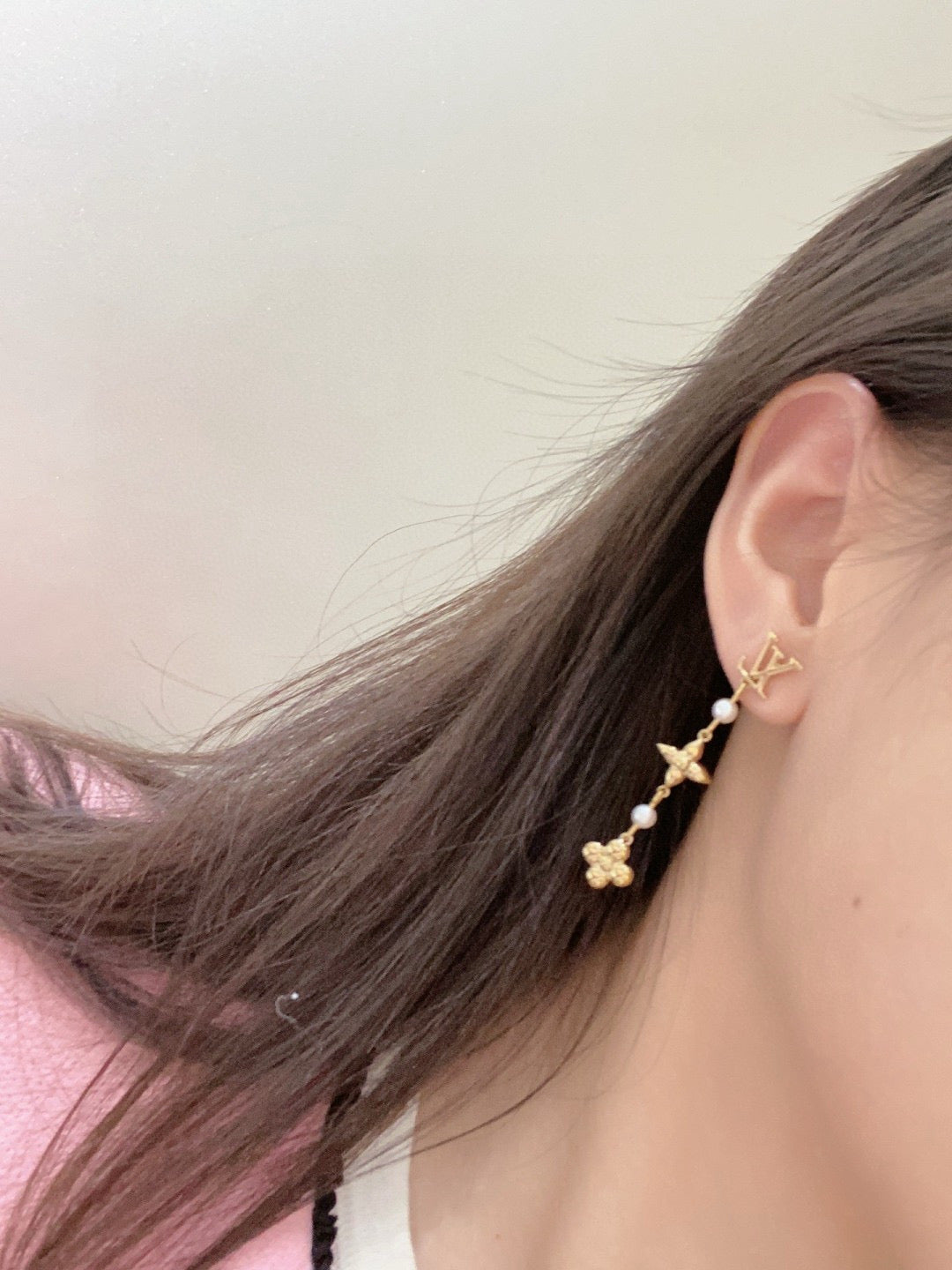 Geometric Emblem Stud Earrings in Gold-Tone – Design 011 close-up detail