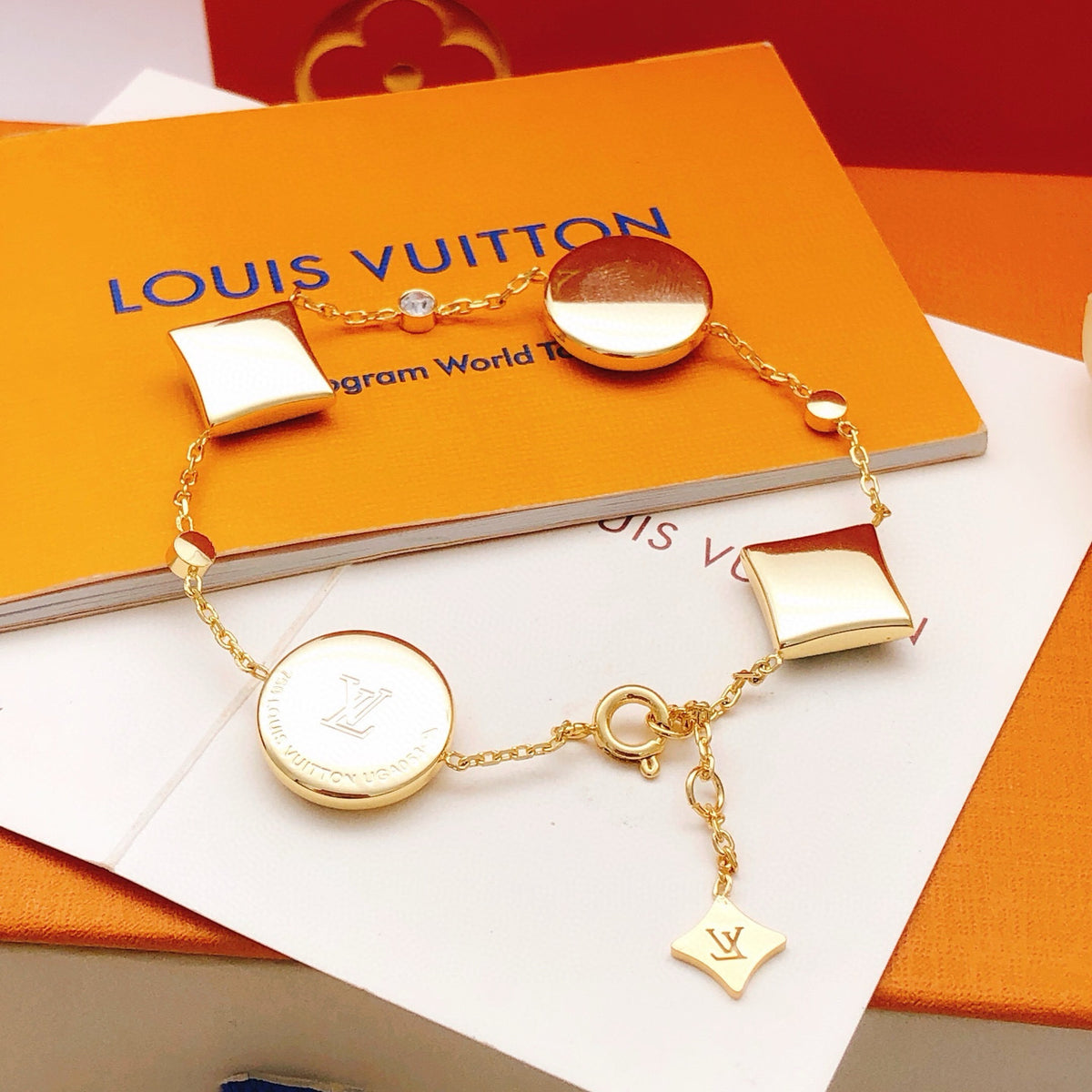 Geometric Emblem Bracelet in Gold-Tone – Blue Detail – Design 003 detail view
