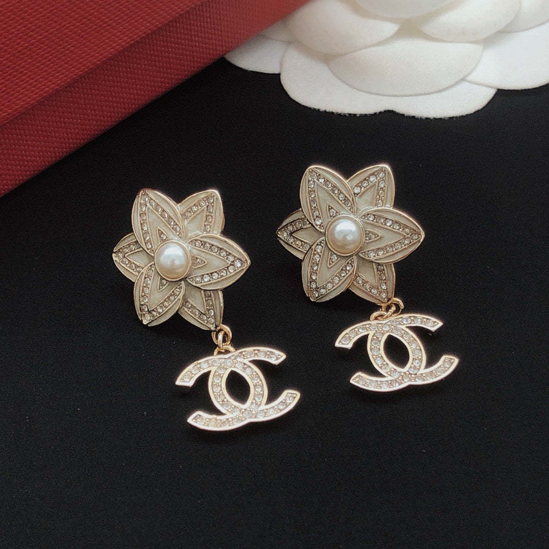 Camellia Stud Earrings in Gold-Tone – Camellia Detail – Design 011 detail view