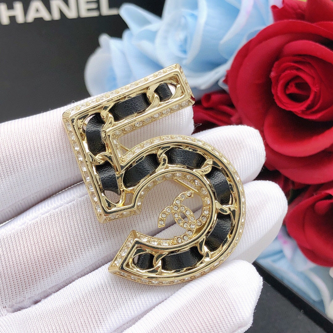 Signature Emblem Brooch in Polished Metal-Tone – Design 041 front product view