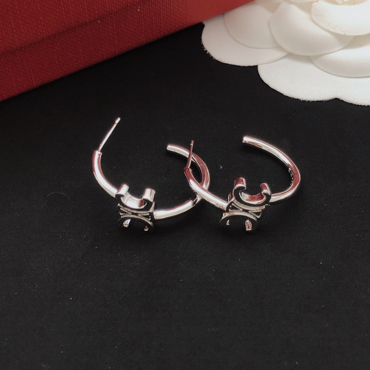 Round Drop Earrings in Gold-Tone – Design 02 close-up view