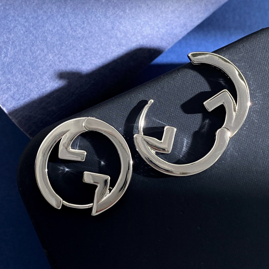 Double-G Emblem Statement Earrings in Silver-Tone – Design 003 front product view