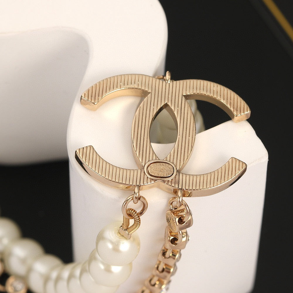 Double-C Emblem Pearl-Detail Pendant Necklace – Pearl Detail – Design 031 side detail