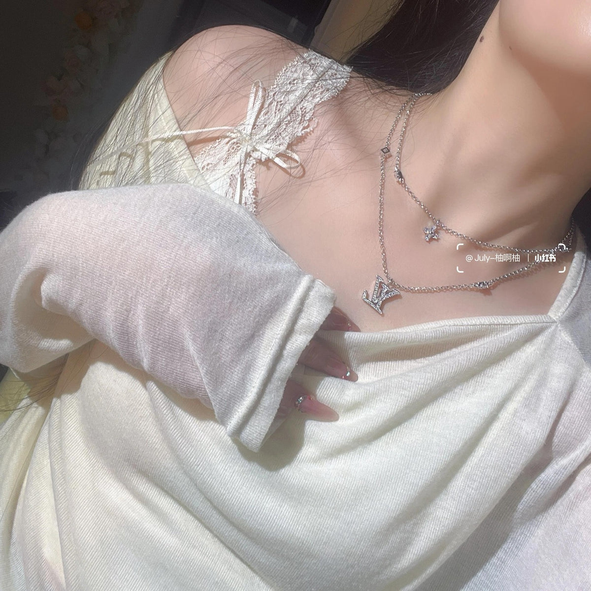 Geometric Emblem Double-Layer Pendant Necklace – Silver Detail main product view