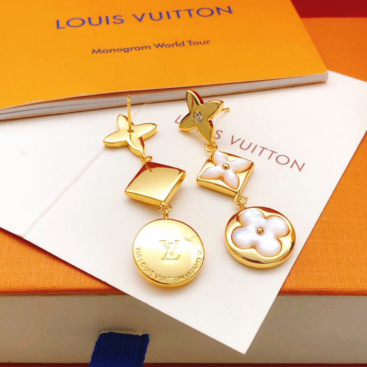 Geometric Emblem Stud Earrings in Gold-Tone – Design 028 side detail