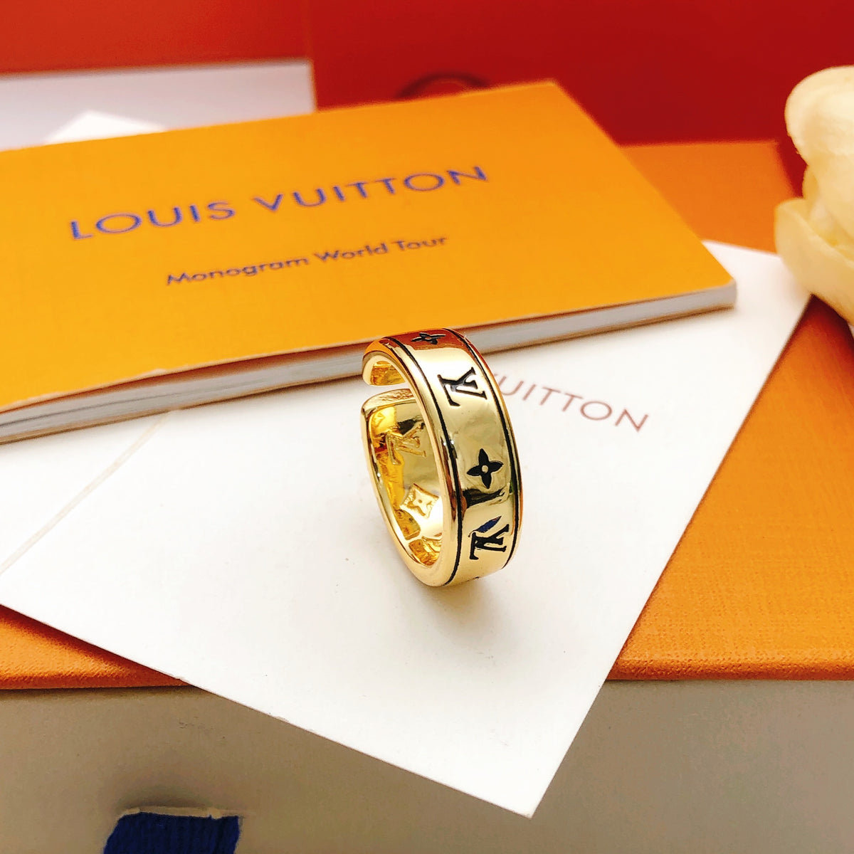 Geometric Emblem Statement Ring in Gold-Tone – Design 010 close-up detail