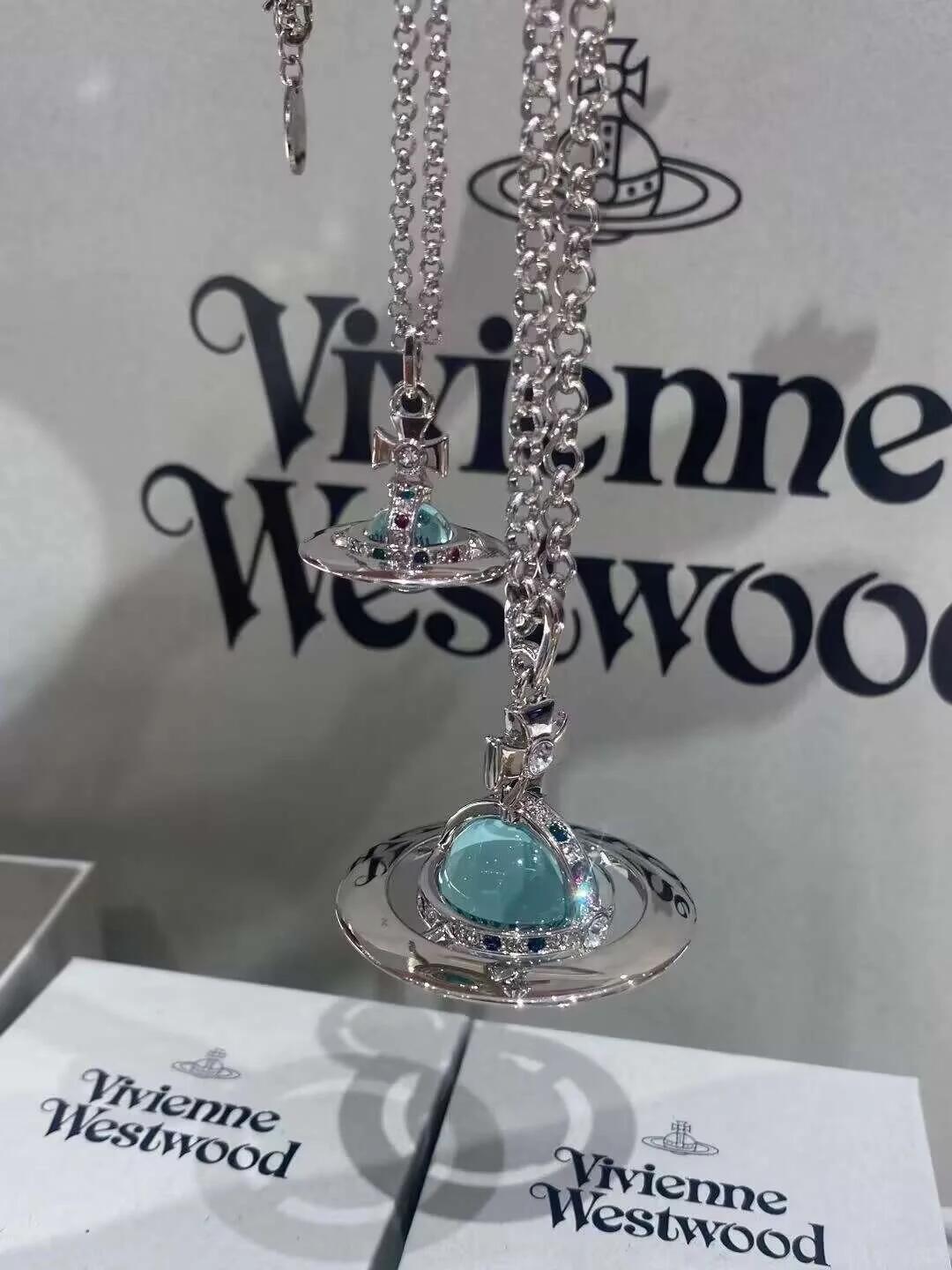 Large Orb-Inspired Emblem Long Pendant Necklace – Large close-up detail