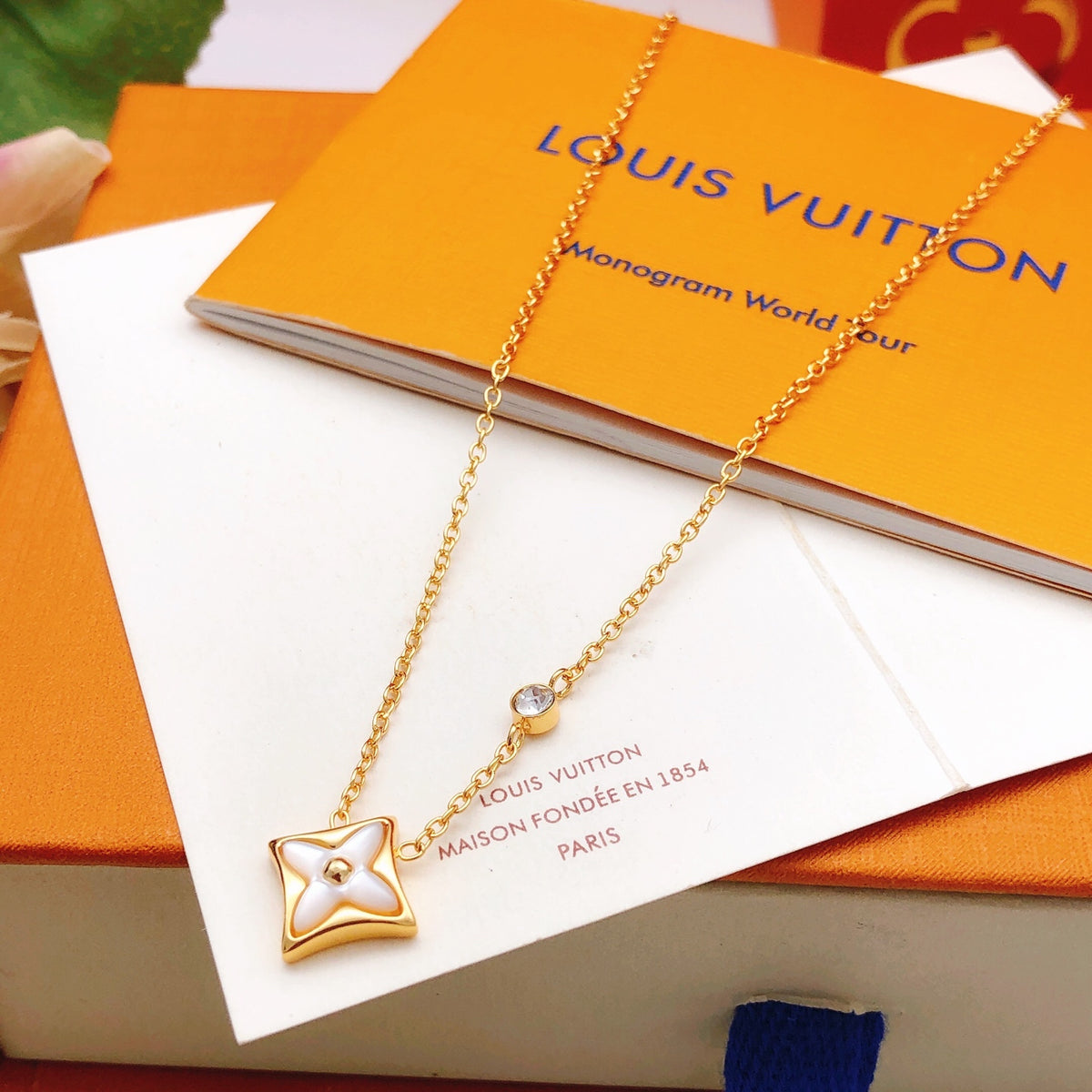 Geometric Emblem Pendant Necklace in Gold-Tone – Design 057 side detail