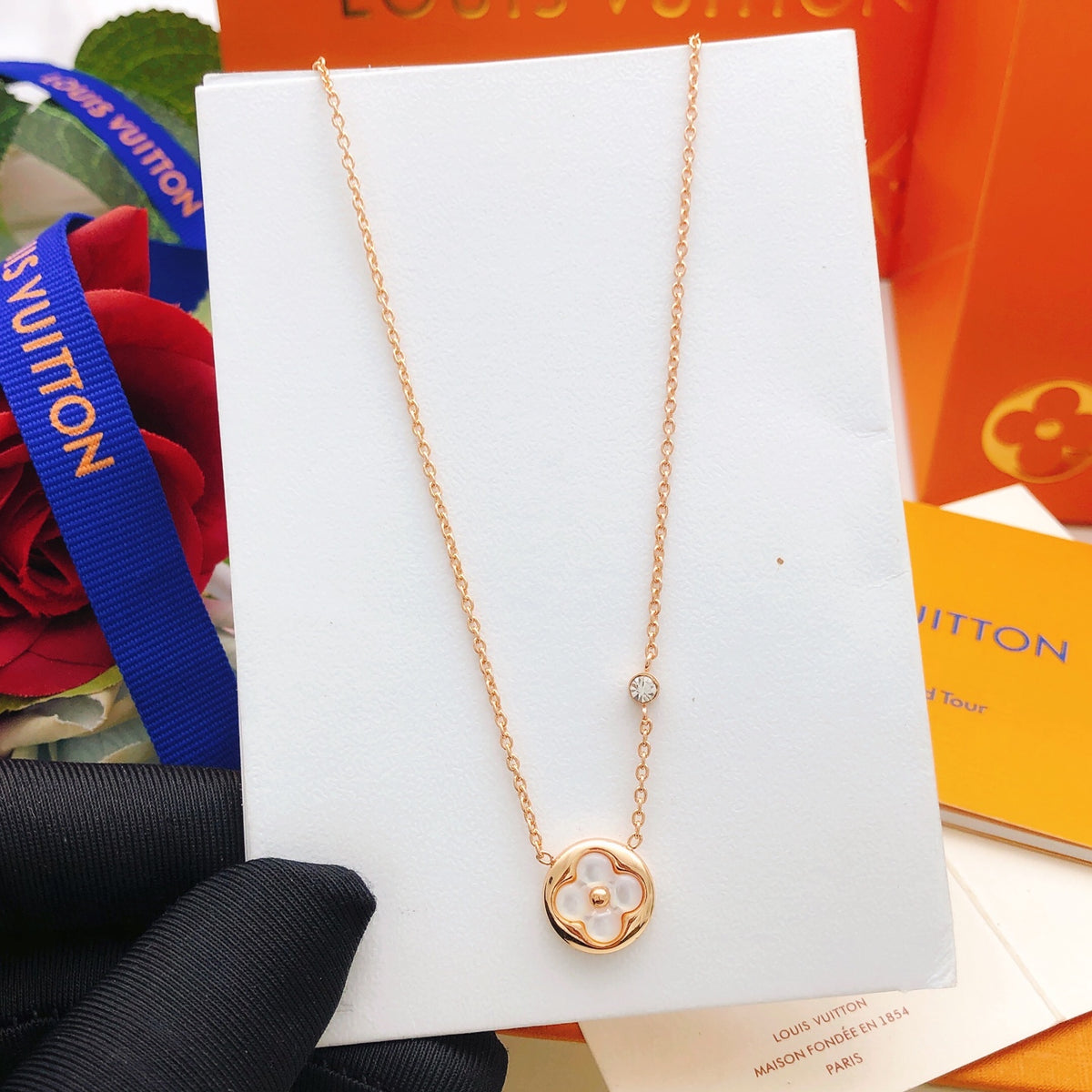 Geometric Emblem Pendant Necklace in Rose-Gold-Tone – Rose Gold Detail – Design 010 close-up detail