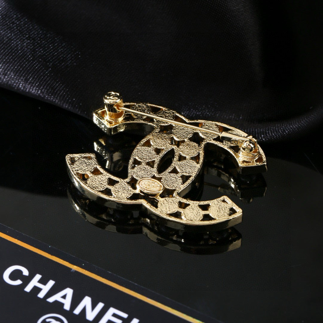 Double-C Emblem Brooch in Polished Metal-Tone – Pearl Detail – Design 008 main product view