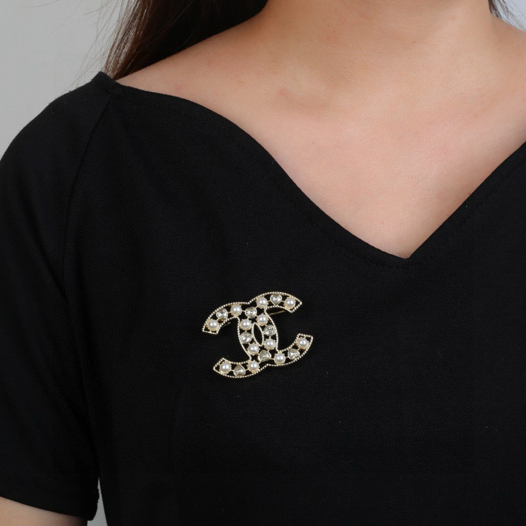 Double-C Emblem Brooch in Polished Metal-Tone – Pearl Detail – Design 008 front product view