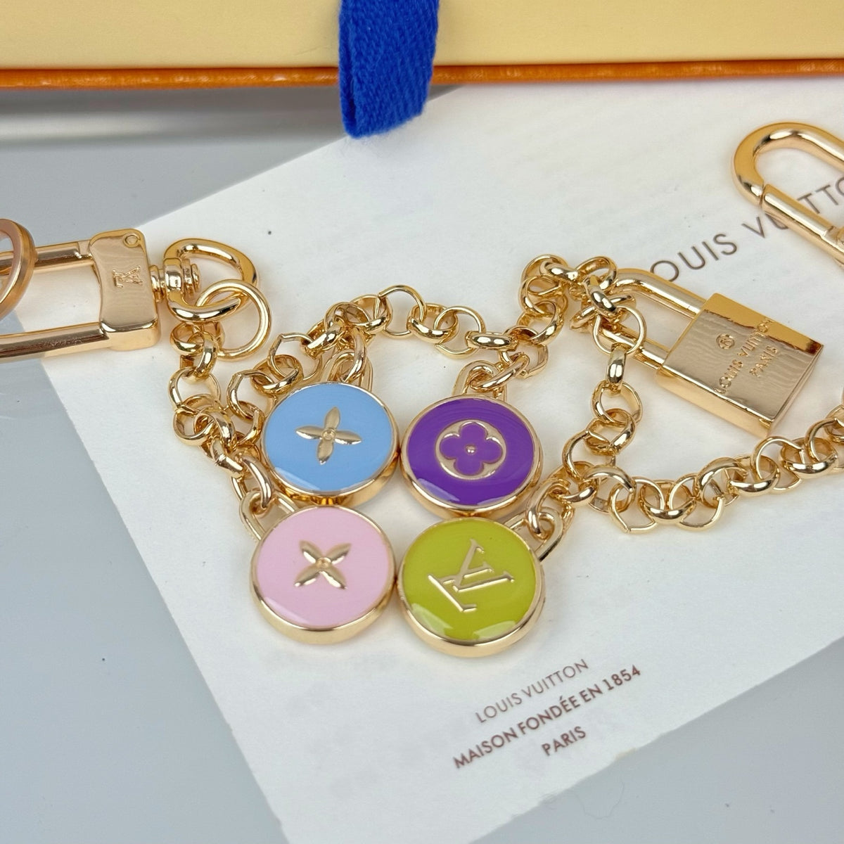 Floral Keychain – Design 008 main product view