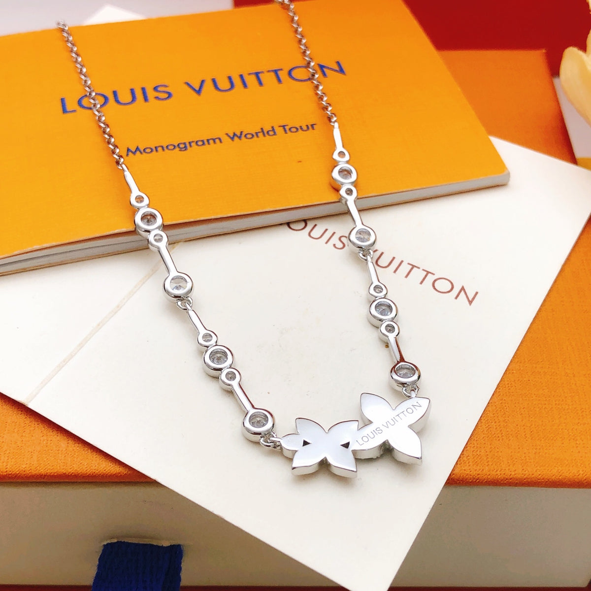 Floral Pendant Necklace in Silver-Tone – Silver Detail detail view