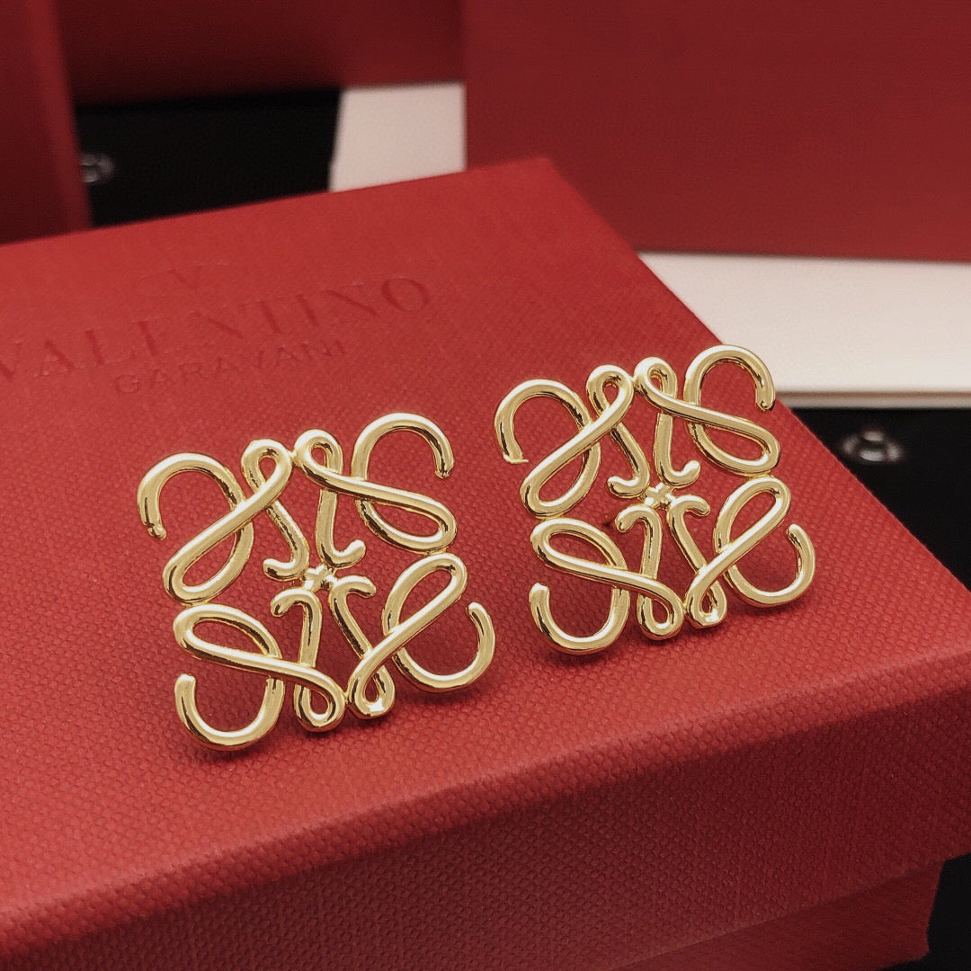 Sculptural Stud Earrings in Polished Metal-Tone – Design 02 front view
