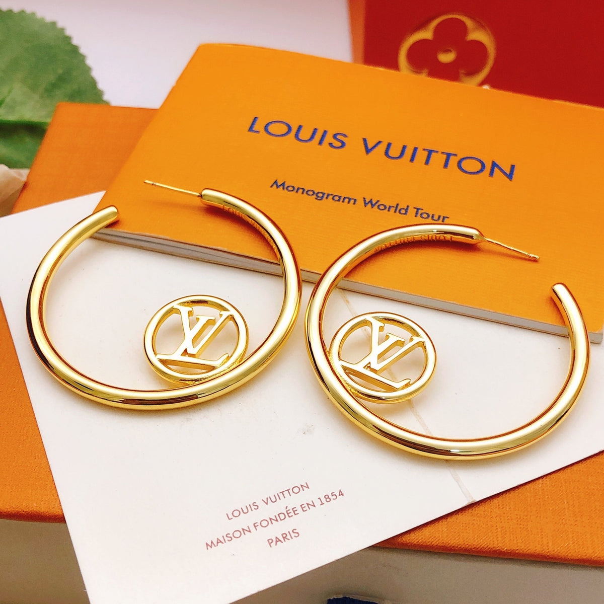Round Statement Earrings in Gold-Tone – Design 002 side detail