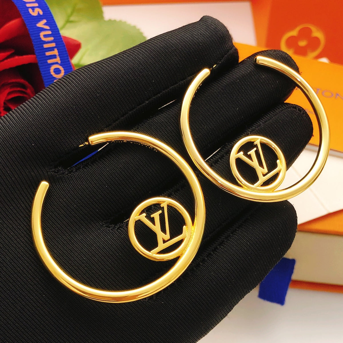 Round Statement Earrings in Gold-Tone – Design 002 main product view