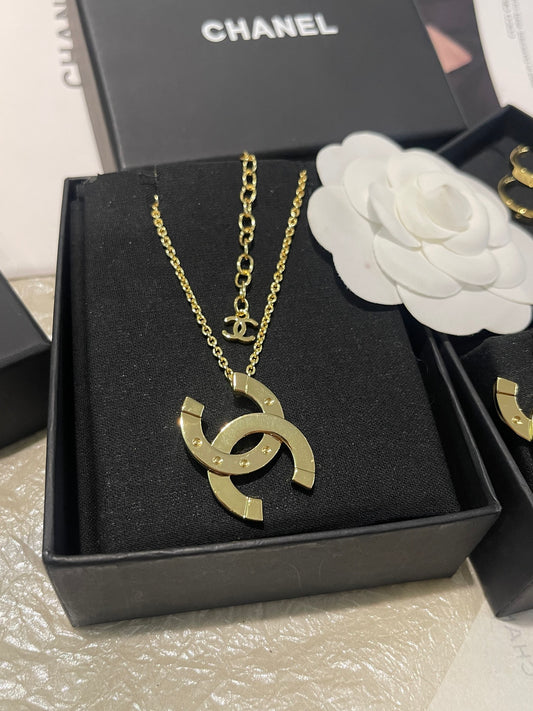 Double-C Emblem Pendant Necklace in Polished Metal-Tone – Design 043 main product view