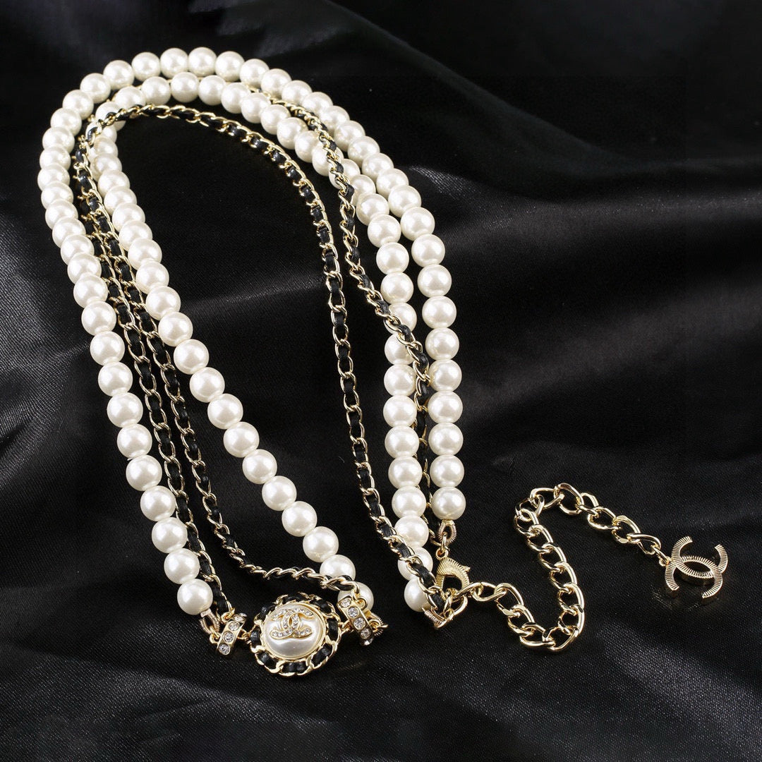 Pearl Jewelry Accessory in Gold-Tone – Pearl Detail front product view